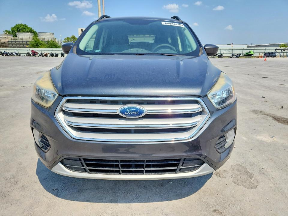 Photo 5 from auction – 2018 FORD ESCAPE with VIN 1FMCU9GD8JUB36235