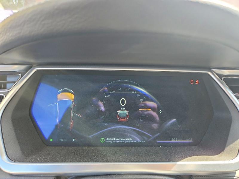 Photo 9 from auction – 2012 TESLA MODEL S with VIN 5YJSA1DN8CFS00874