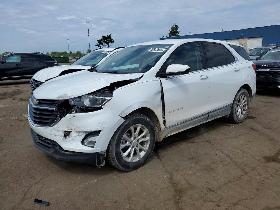 CHEVROLET EQUINOX 2018 with VIN 2GNAXSEV2J6156721 - Photo from auction
