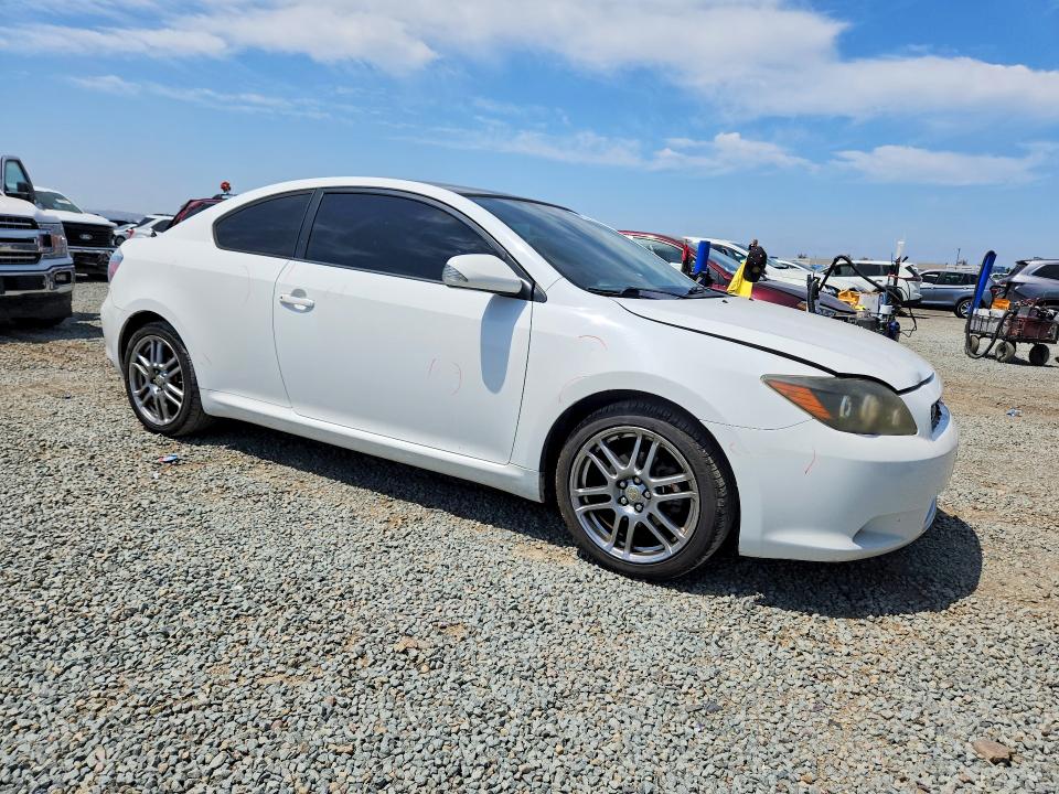 Photo 4 from auction – 2010 SCION TC with VIN JTKDE3B78A0305612