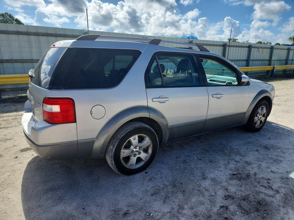 Photo 3 from auction – 2005 FORD FREESTYLE with VIN 1FMZK02185GA71920