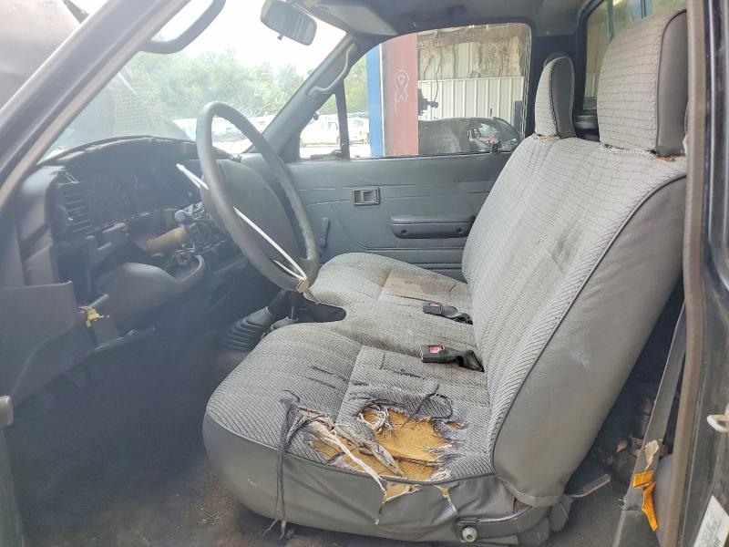 Photo 7 from auction – 1993 TOYOTA PICKUP with VIN 4TARN01P0PZ054212