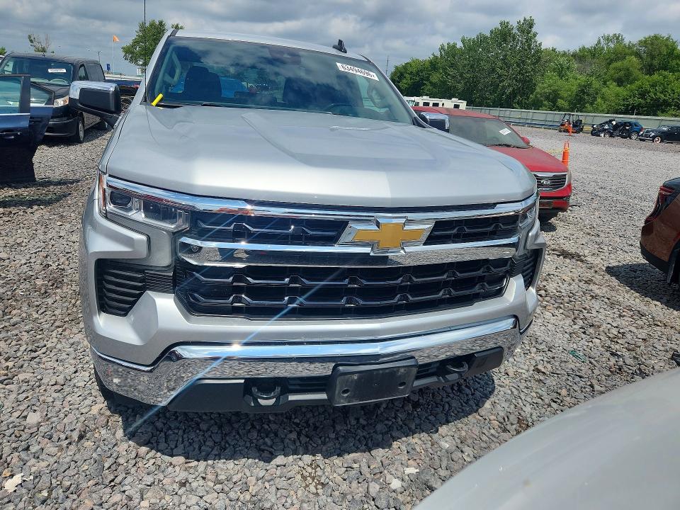 Photo 5 from auction – 2022 CHEVROLET SILVERADO with VIN 1GCRDDED0NZ558366