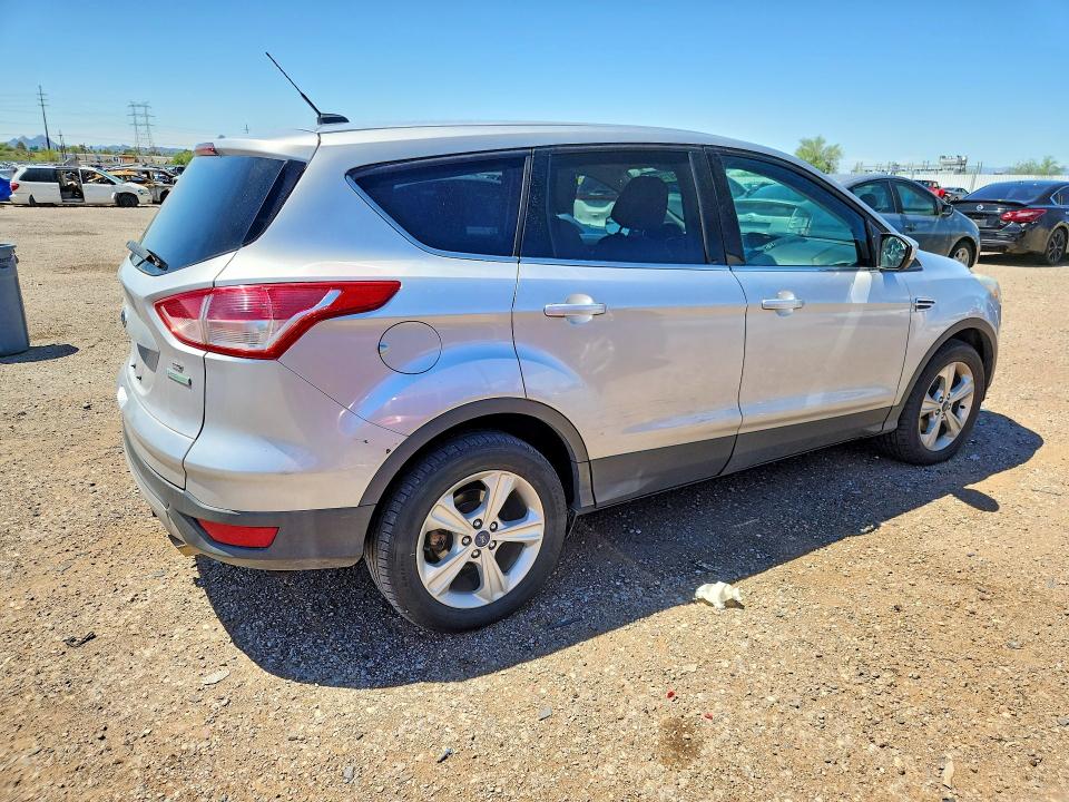 Photo 3 from auction – 2014 FORD ESCAPE with VIN 1FMCU0GXXEUC73897