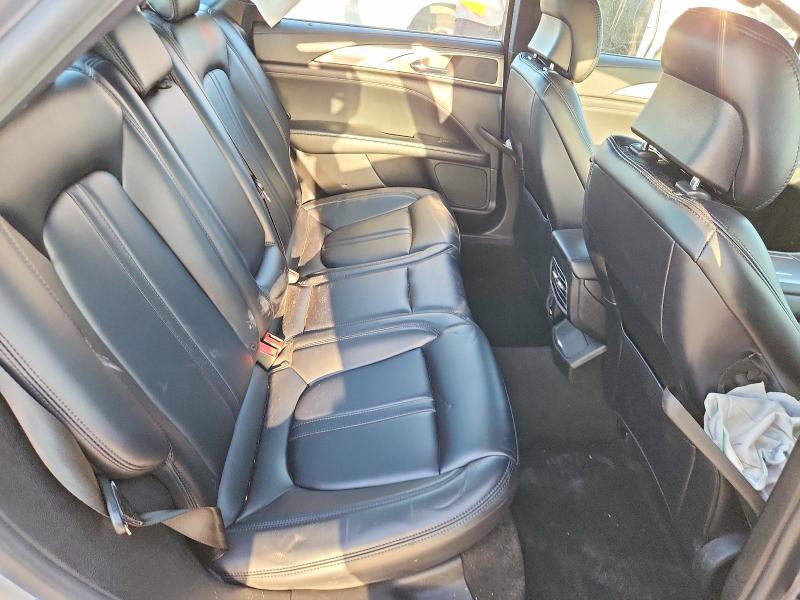 Photo 10 from auction – 2019 LINCOLN MKZ with VIN 3LN6L5A92KR614199