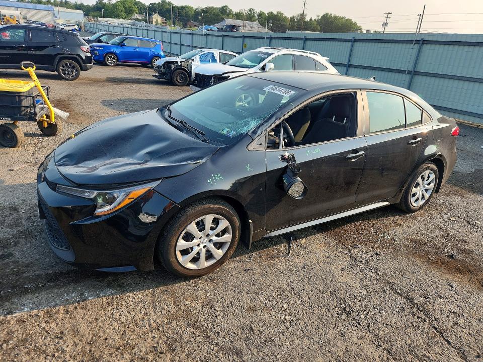 TOYOTA COROLLA 2022 with VIN 5YFEPMAE8NP376638 - Photo from auction