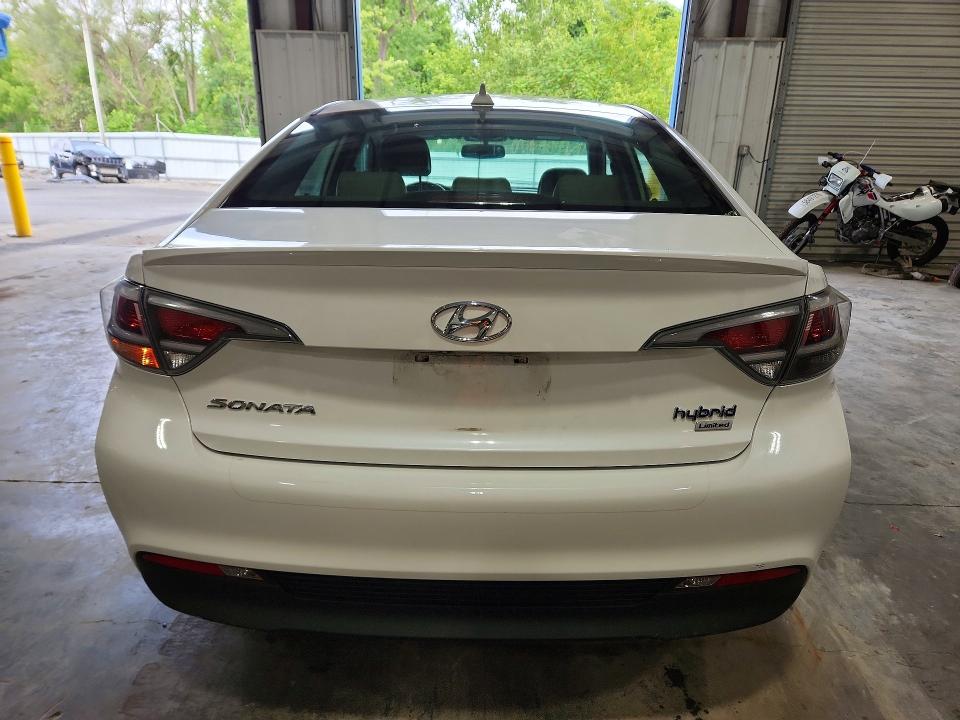 Photo 6 from auction – 2017 HYUNDAI SONATA with VIN KMHE34L35HA077104