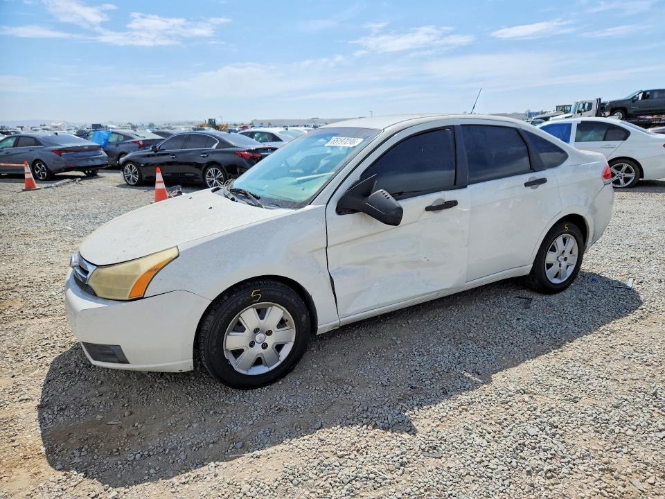 Снимка 1 от търг – 2011 FORD FOCUS с VIN 1FAHP3EN7BW103765