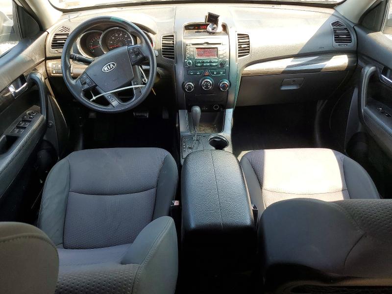 Photo 8 from auction – 2011 KIA SORENTO with VIN 5XYKTDA23BG178439
