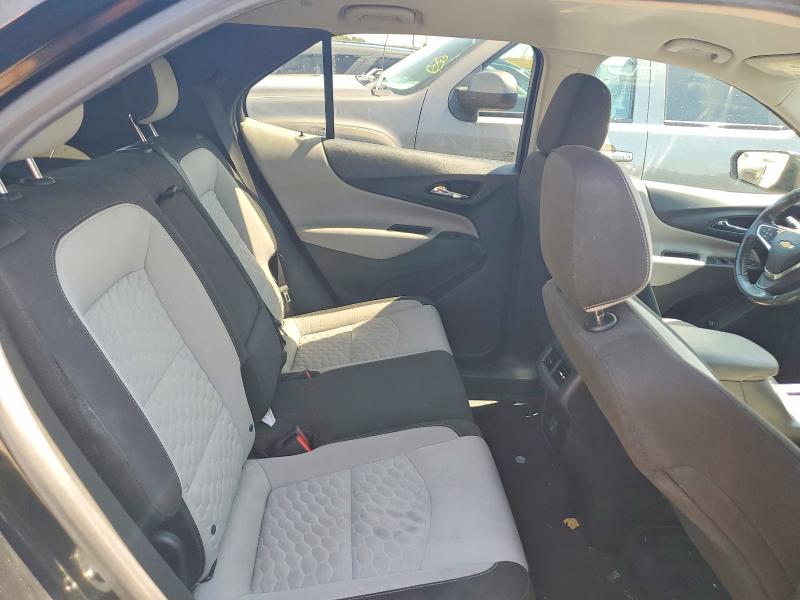 Photo 11 from auction – 2019 CHEVROLET EQUINOX with VIN 2GNAXTEV0K6178756