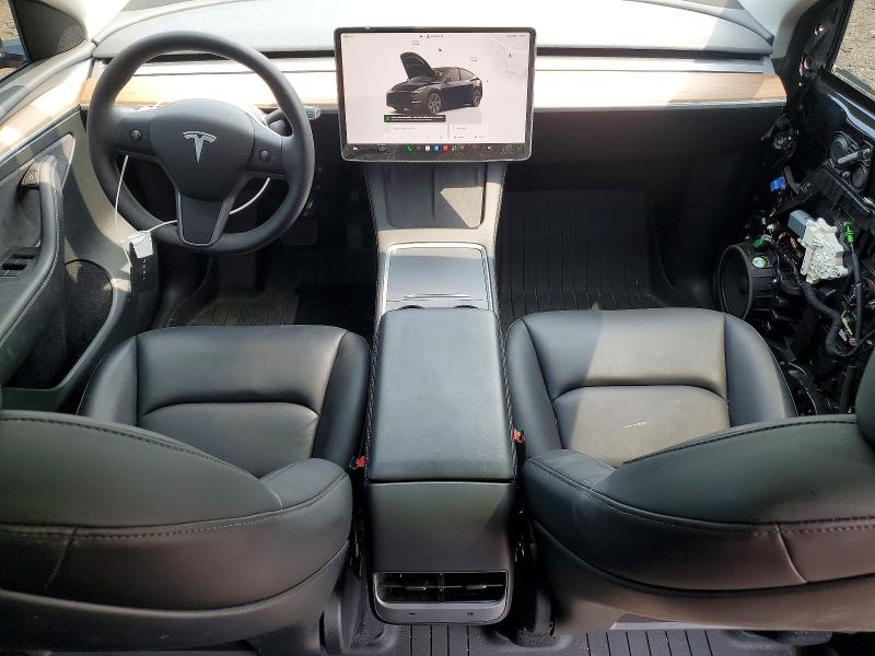 Photo 8 from auction – 2025 TESLA MODEL Y with VIN 7SAYGDEE2SF291800
