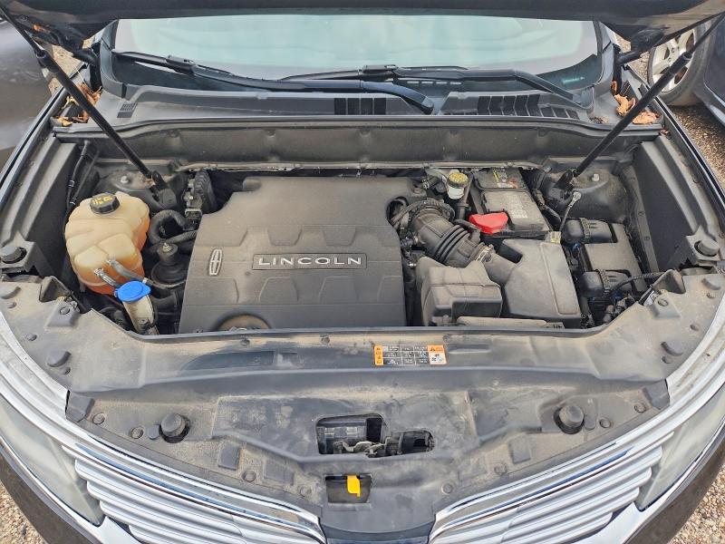 Photo 11 from auction – 2018 LINCOLN MKX with VIN 2LMPJ8LR1JBL19573