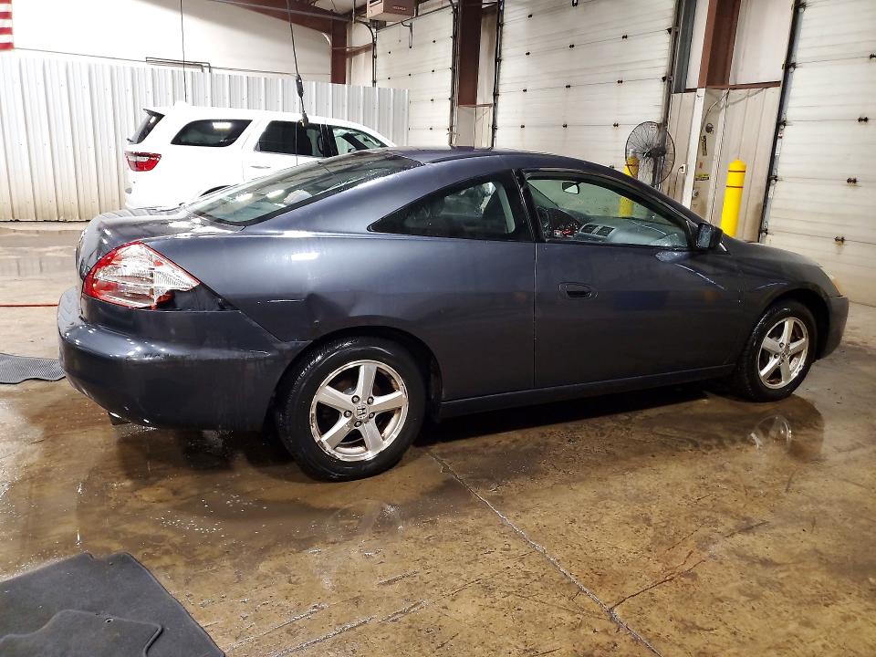 Photo 3 from auction – 2004 HONDA ACCORD with VIN 1HGCM72584A023630