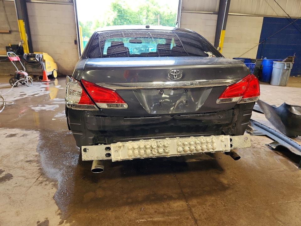 Photo 6 from auction – 2011 TOYOTA AVALON with VIN 4T1BK3DB7BU388710