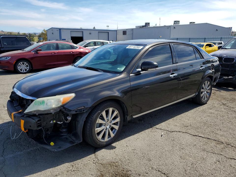 TOYOTA AVALON 2011 with VIN 4T1BK3DB5BU436821 - Photo from auction