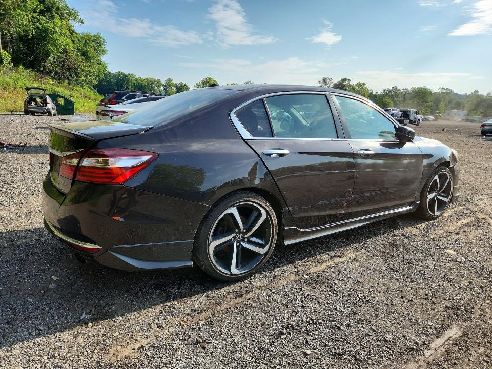 Photo 3 from auction – 2016 HONDA ACCORD with VIN 1HGCR2F88GA140394