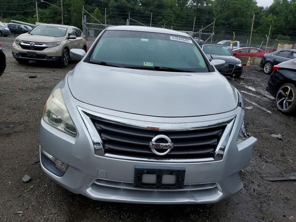 Photo 5 from auction – 2013 NISSAN ALTIMA with VIN 1N4AL3AP9DC214794