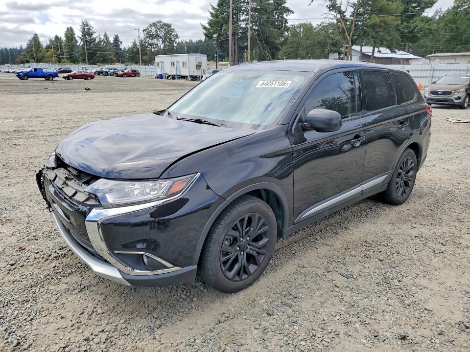 MITSUBISHI OUTLANDER 2018 with VIN JA4AD2A36JZ009905 - Photo from auction
