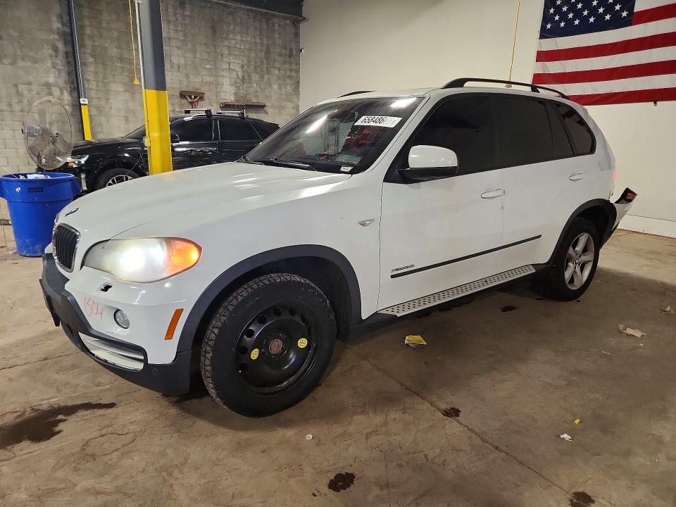 BMW X5 2010 with VIN 5UXFE4C53AL385109 - Photo from auction