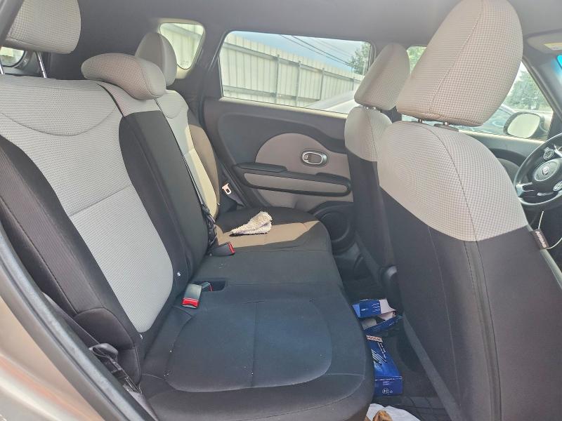 Photo 11 from auction – 2016 KIA SOUL with VIN KNDJN2A20G7250518