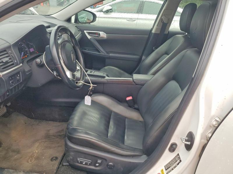 Photo 7 from auction – 2012 LEXUS CT with VIN JTHKD5BH5C2086314