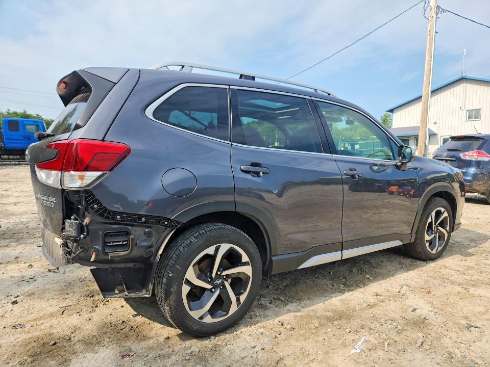 Zdjęcie 3 z aukcji – 2022 SUBARU FORESTER z VIN JF2SKARC1NH470456