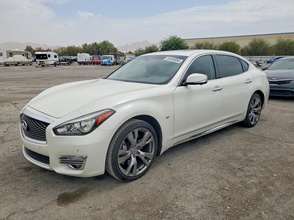 2016 INFINITI Q70L