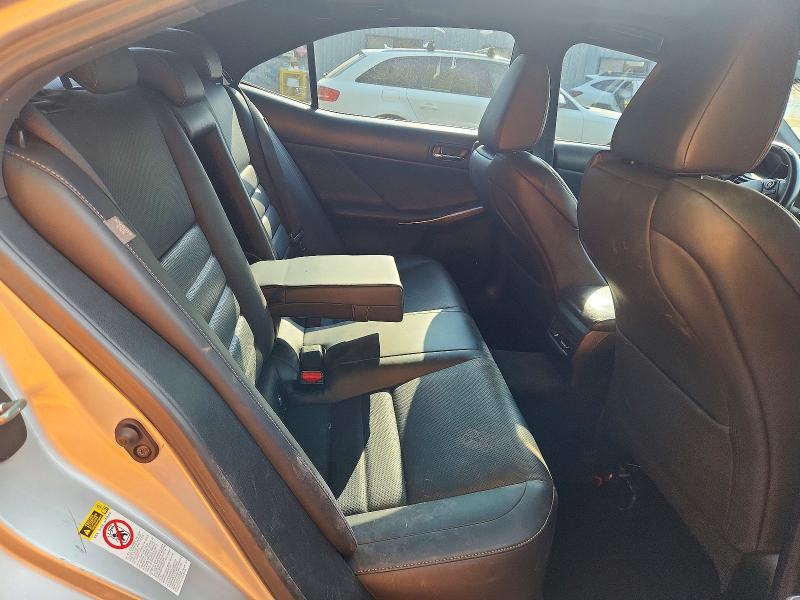 Photo 10 from auction – 2014 LEXUS IS with VIN JTHCF1D24E5011069