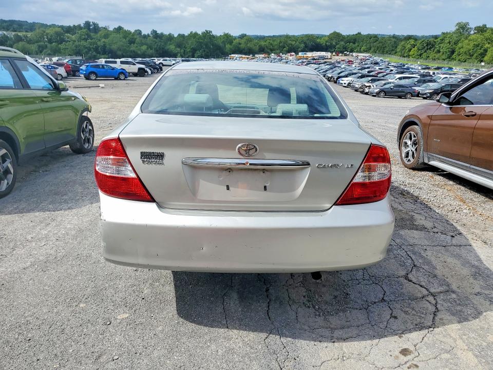 Photo 6 from auction – 2003 TOYOTA CAMRY with VIN 4T1BE30K03U146100