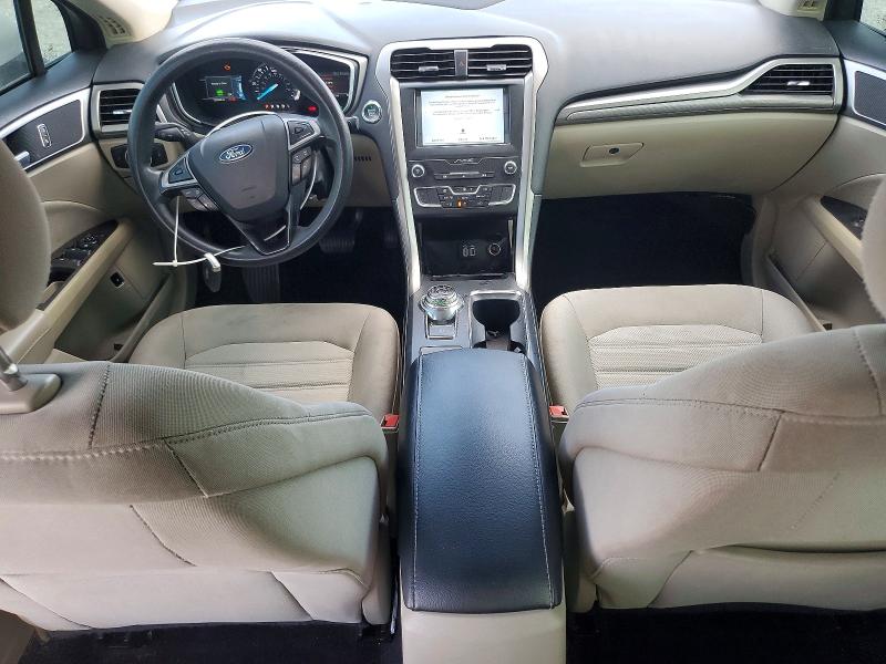 Photo 8 from auction – 2019 FORD FUSION with VIN 3FA6P0LU0KR201474