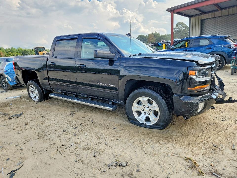 Photo 4 from auction – 2017 CHEVROLET SILVERADO with VIN 3GCUKREC5HG482295