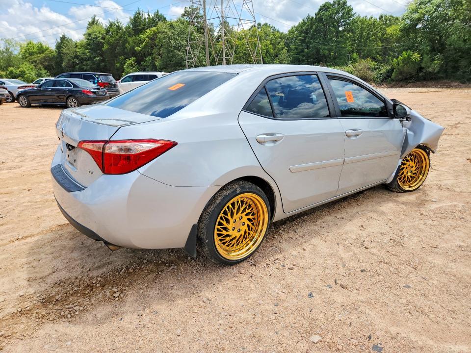 Photo 3 from auction – 2017 TOYOTA COROLLA with VIN 2T1BURHE0HC896481