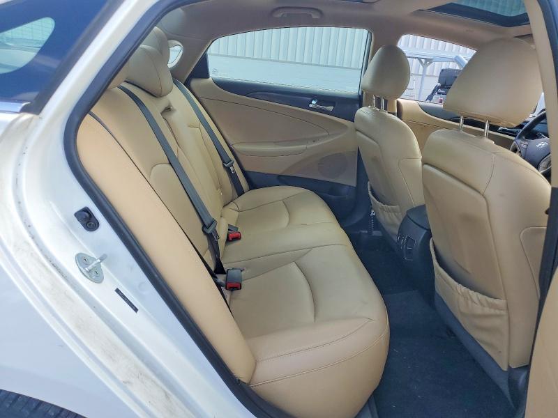 Photo 10 from auction – 2012 HYUNDAI SONATA with VIN 5NPEC4AB5CH432398