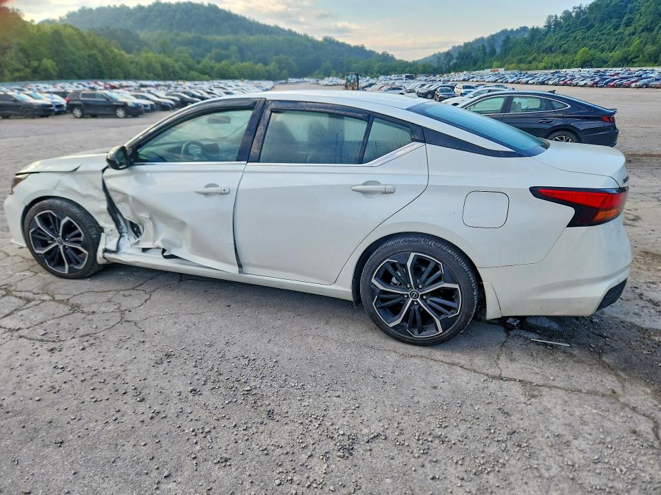 Photo 2 from auction – 2024 NISSAN ALTIMA with VIN 1N4BL4CV7RN407284