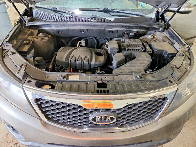 Photo 12 from auction – 2013 KIA SORENTO with VIN 5XYKTCA61DG326264