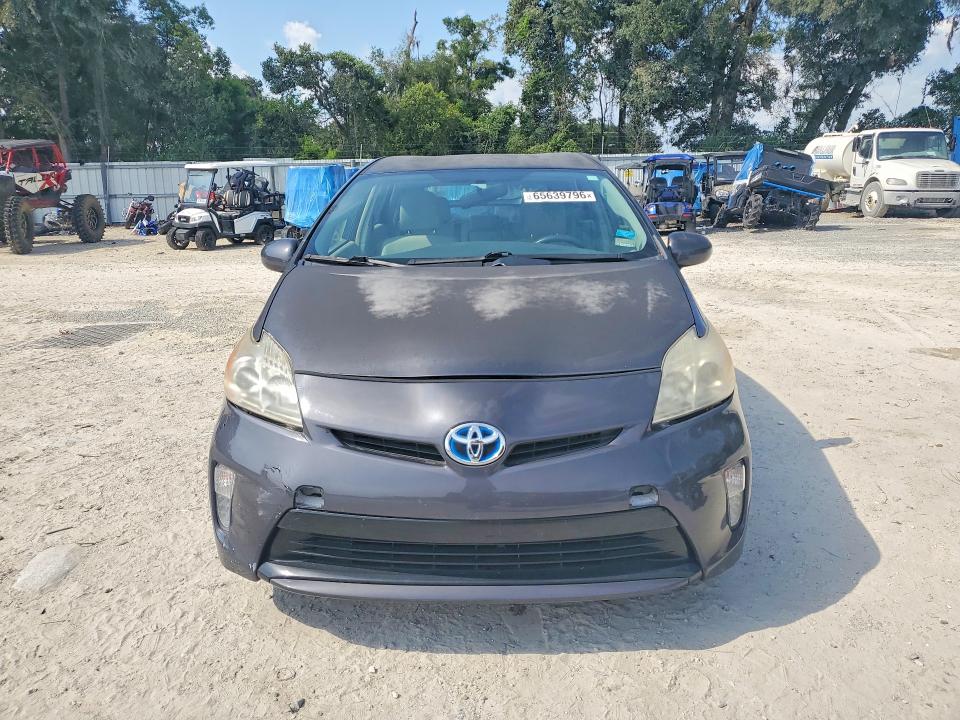 Photo 5 from auction – 2013 TOYOTA PRIUS with VIN JTDKN3DU4D5590978