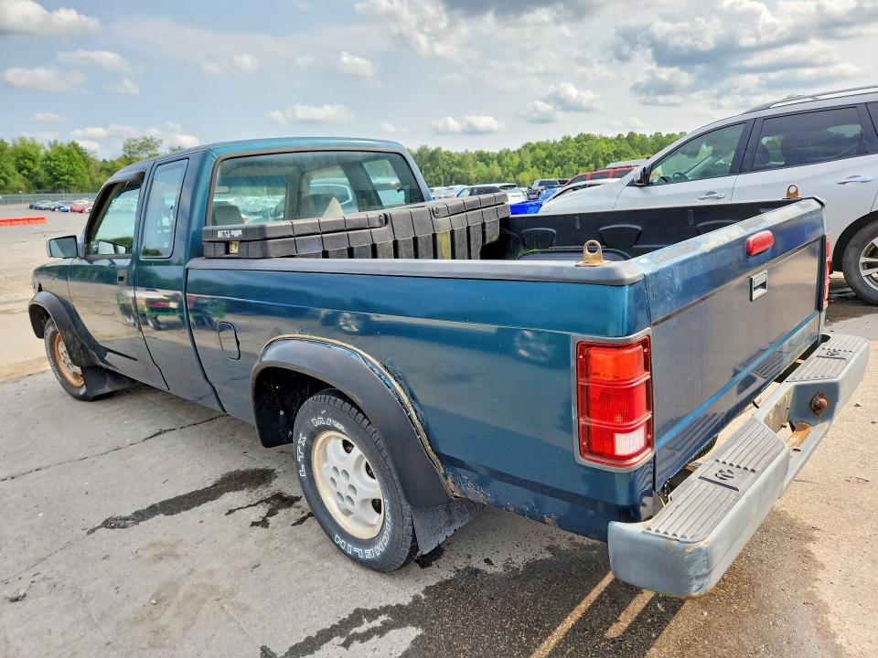 Photo 2 from auction – 1995 DODGE DAKOTA with VIN 1B7GL23XXSW943314