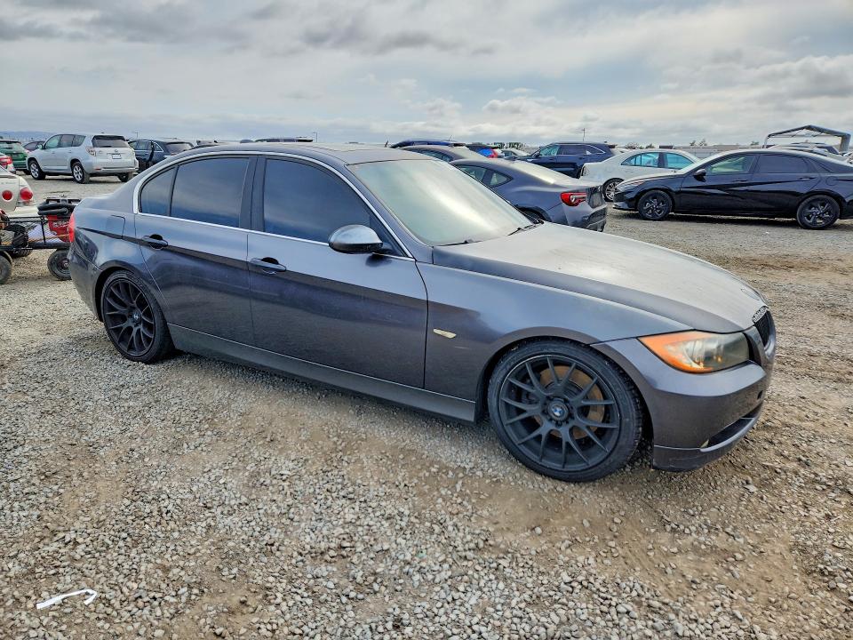 Photo 4 from auction – 2006 BMW 330 with VIN WBAVB33586KR74098