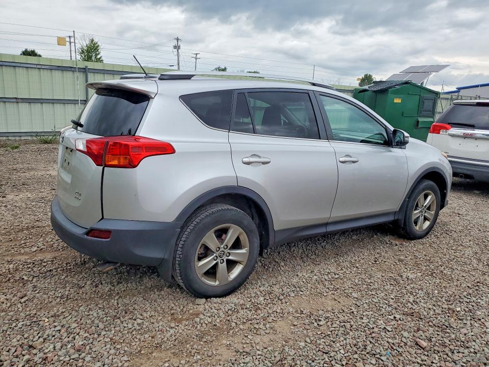 Фото 3 с аукциона – 2015 TOYOTA RAV4 с VIN 2T3RFREV2FW265425