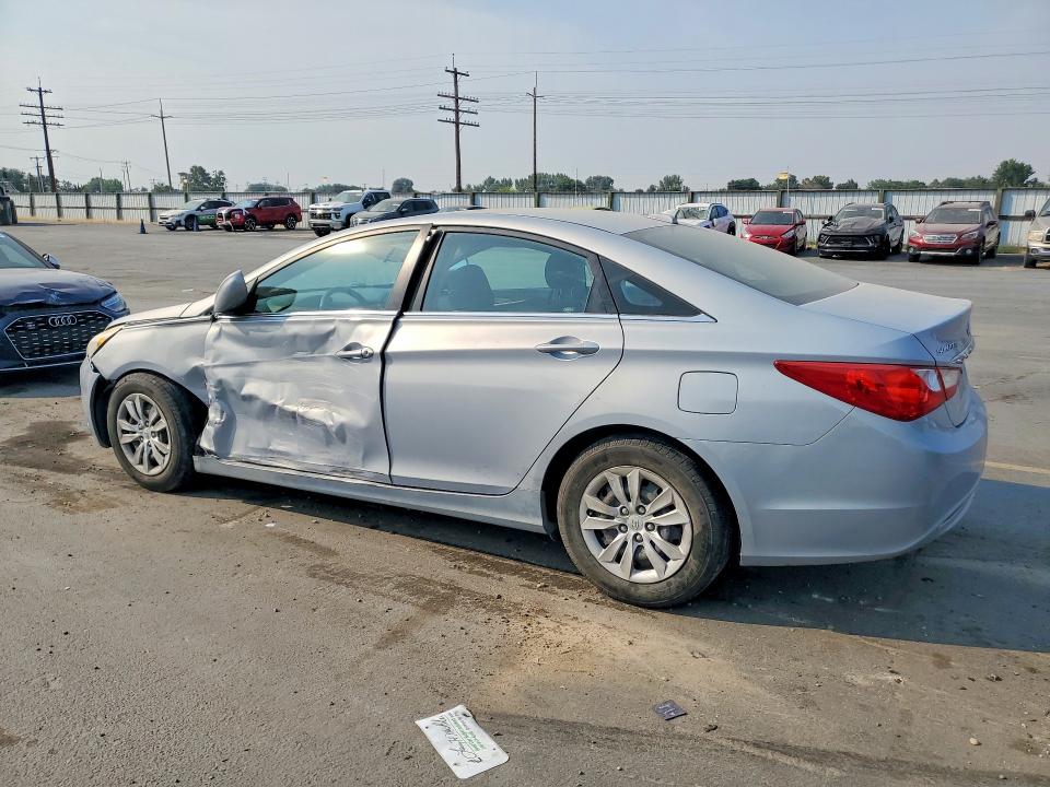 Photo 2 from auction – 2012 HYUNDAI SONATA with VIN 5NPEB4AC2CH366811