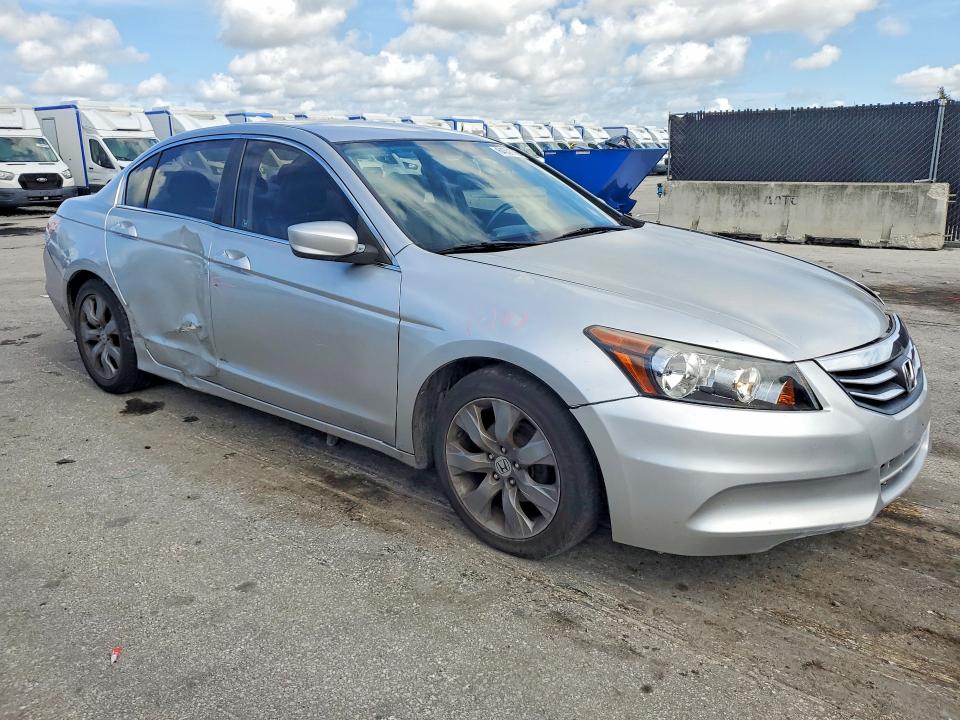 Photo 4 from auction – 2011 HONDA ACCORD with VIN 1HGCP2F64BA031279