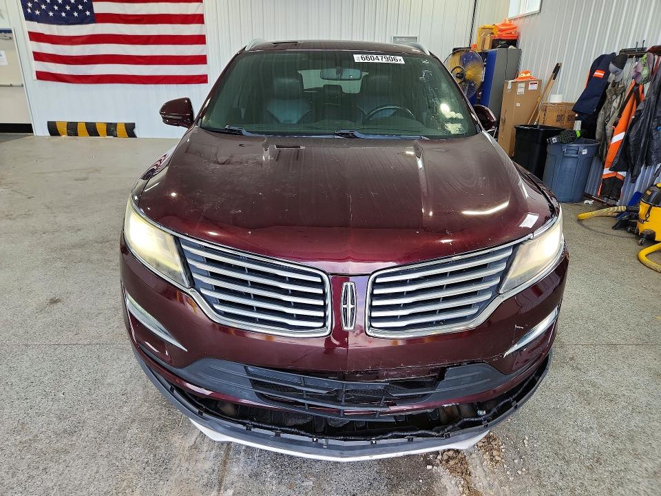Photo 5 from auction – 2017 LINCOLN MKC with VIN 5LMTJ3DHXHUL45920