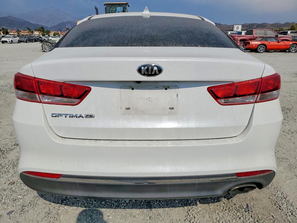 Photo 6 from auction – 2016 KIA OPTIMA with VIN 5XXGT4L35GG053188