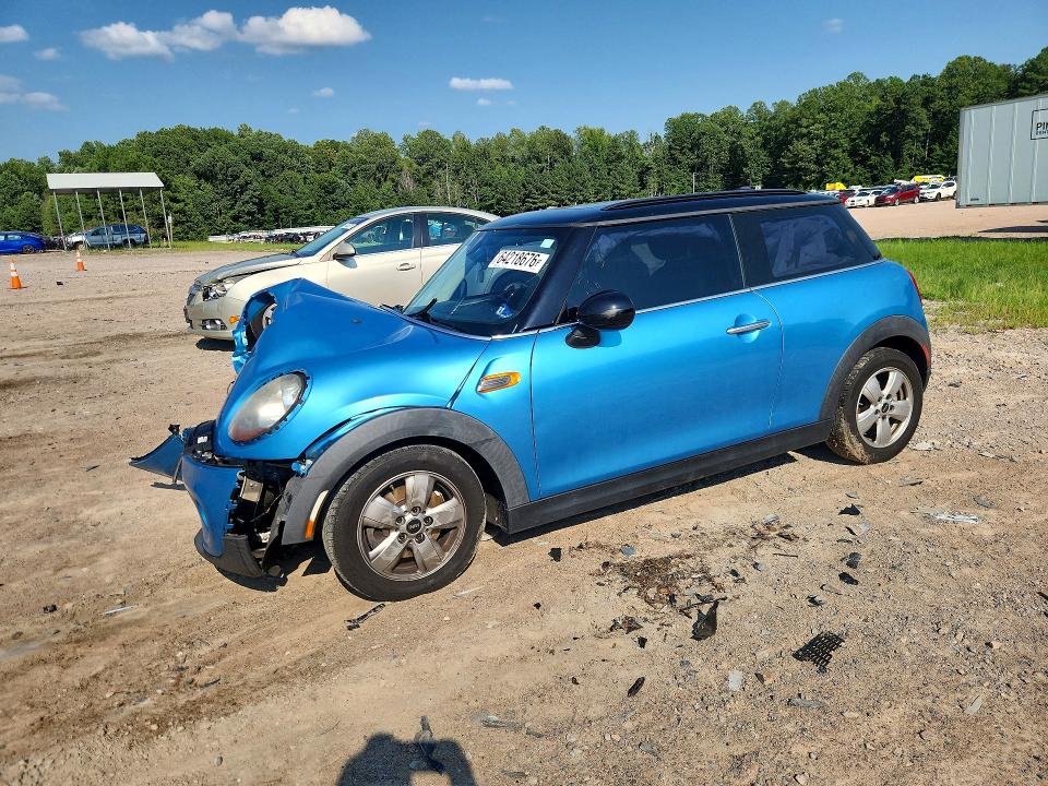 MINI COOPER 2018 with VIN WMWXP5C51J2G63968 - Photo from auction