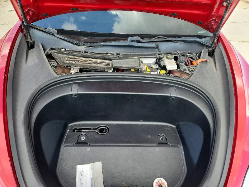 Photo 11 from auction – 2019 TESLA MODEL 3 with VIN 5YJ3E1EAXKF396528