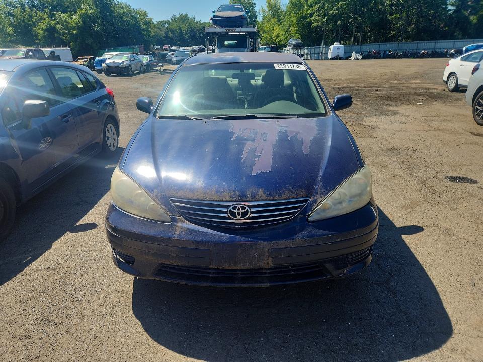Photo 5 from auction – 2005 TOYOTA CAMRY with VIN 4T1BE32K75U400174