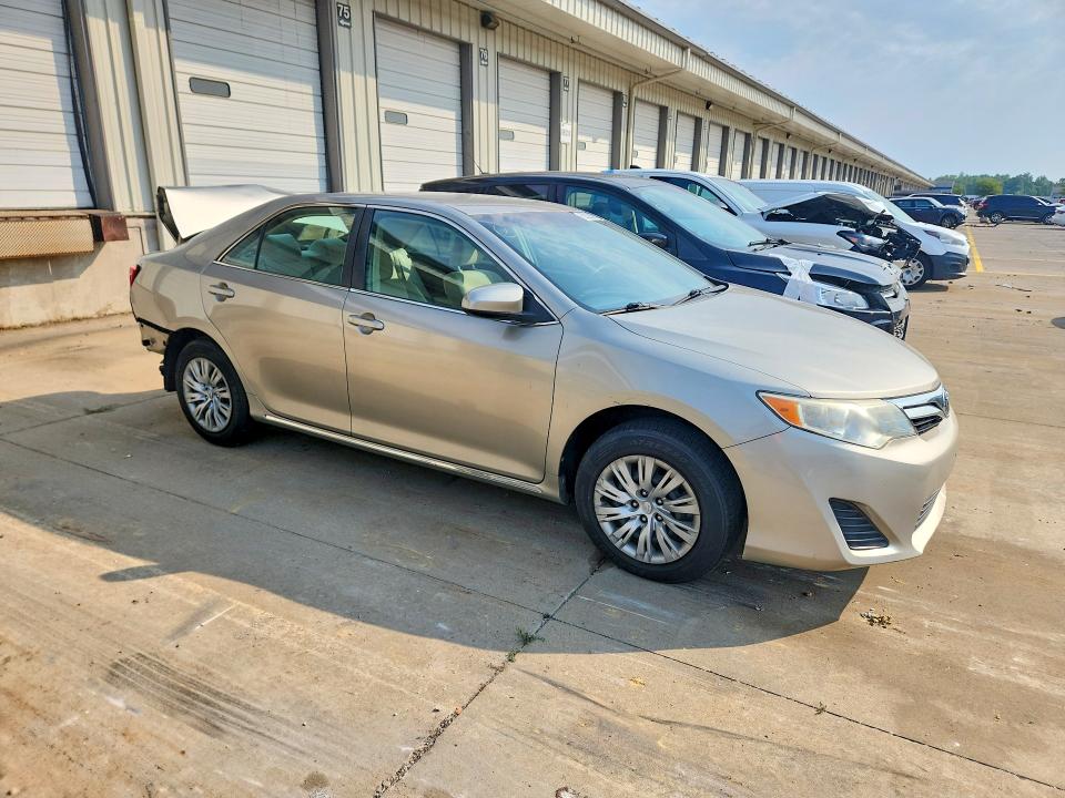 Photo 4 from auction – 2014 TOYOTA CAMRY with VIN 4T1BF1FK6EU364456