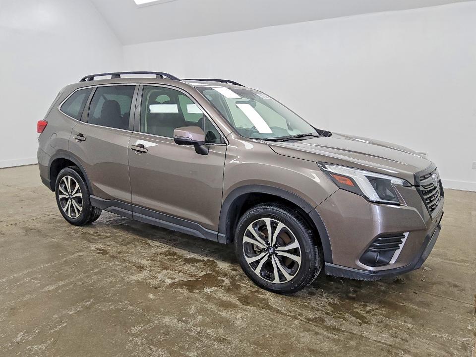Photo 4 from auction – 2023 SUBARU FORESTER with VIN JF2SKANC4PH457001