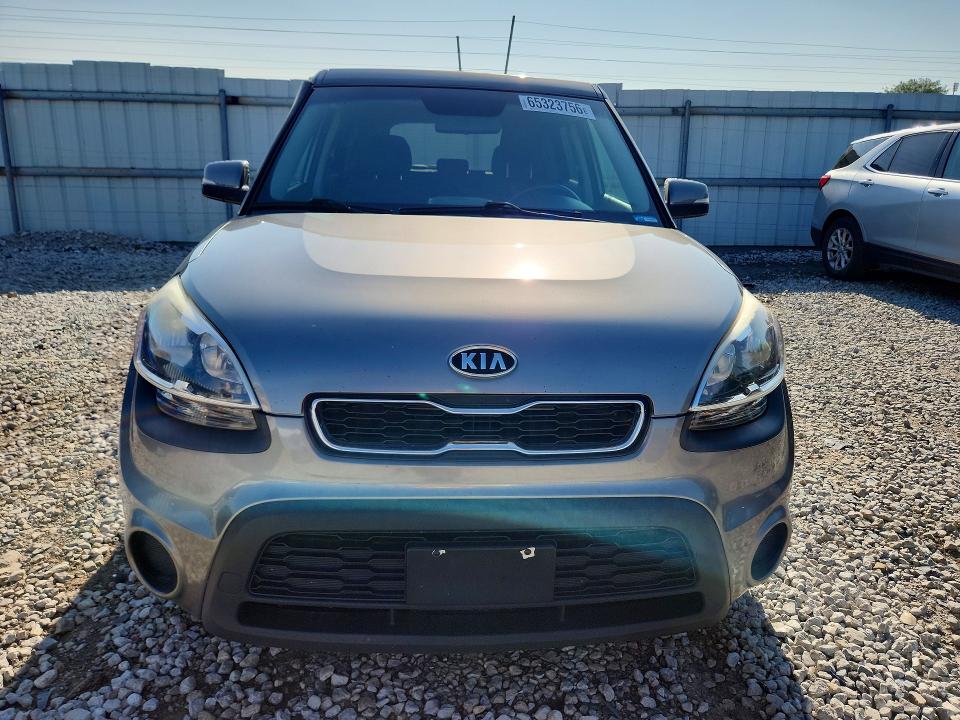 Снимка 5 от търг – 2012 KIA SOUL с VIN KNDJT2A66C7404989