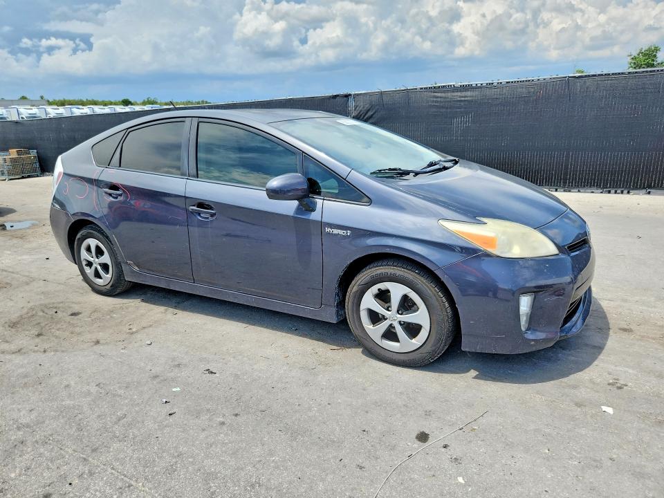 Photo 4 from auction – 2013 TOYOTA PRIUS with VIN JTDKN3DU1D1621854